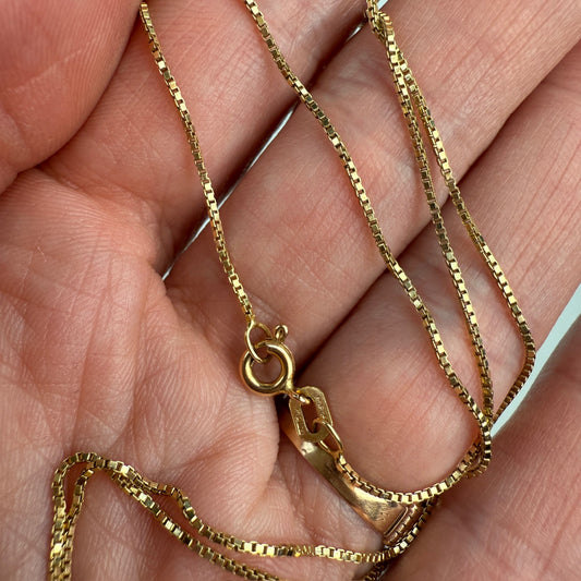 18" Italian Solid 14K Yellow Gold Box Chain 2.15 g