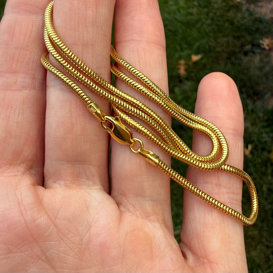 19.25" Italian Solid 14K Yellow Gold Snake Link Chain, 8.9 g