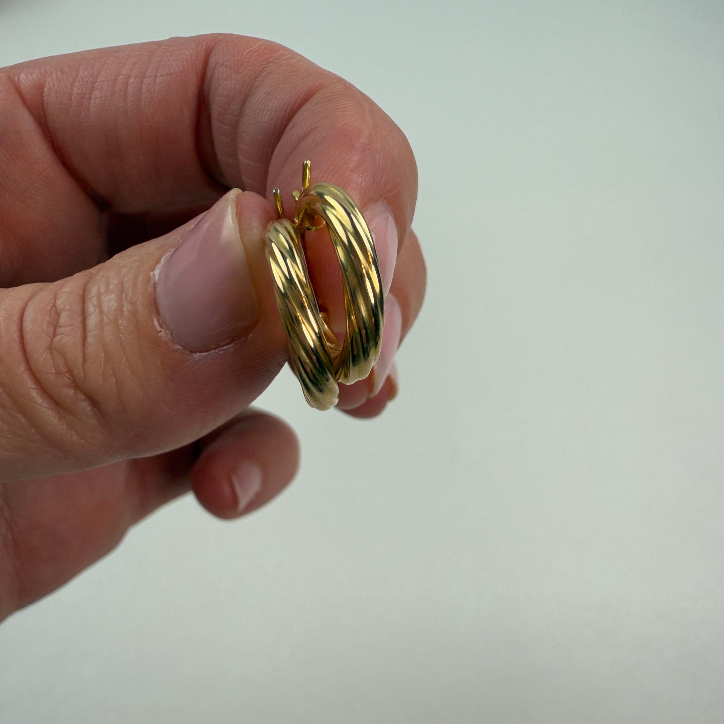 Solid 10K Italian Cable Design Hoops .6" Diameter 2.8mm Wide 1.42g Yellow Gold