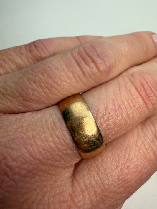 10K Wide Vintage Comfort Fit Yellow Gold Band 7.63mm, Size 7.5