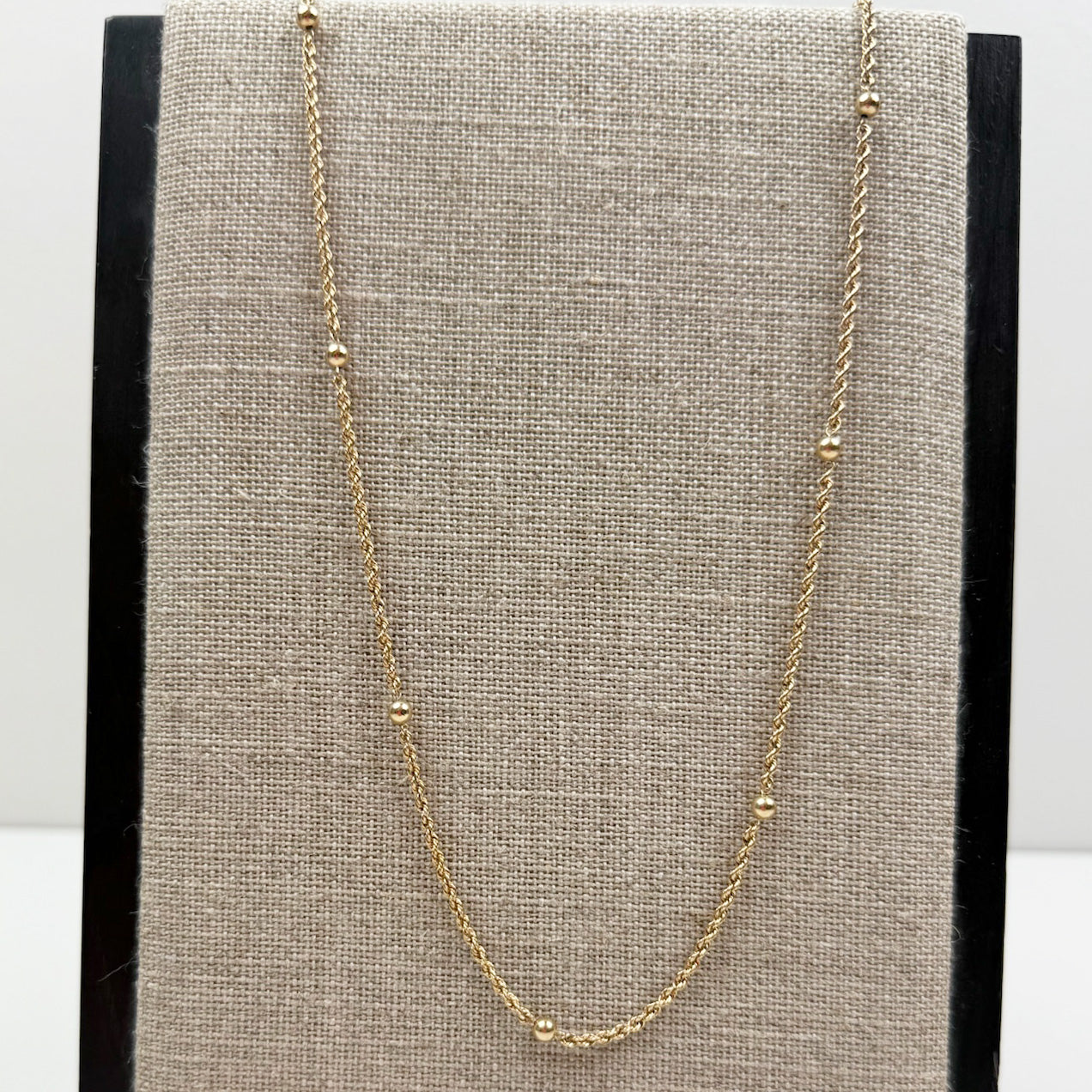 18" Satellite Beaded Station Necklace 14K Yellow Gold 2.42g