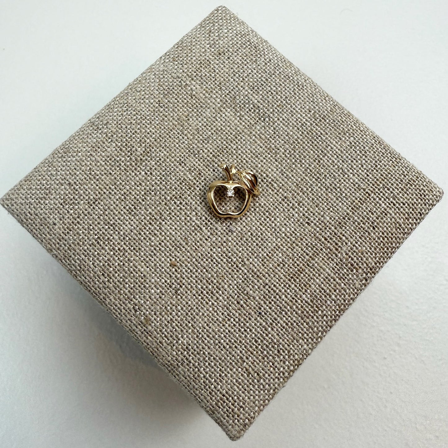 Dimensional Apple and Diamond Pendant 14K Yellow Gold 14.6mm