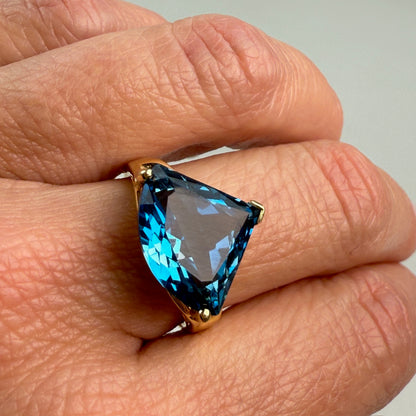 14K Solid Yellow Gold Fancy Cut London Blue Topaz Ring, Size 7.25