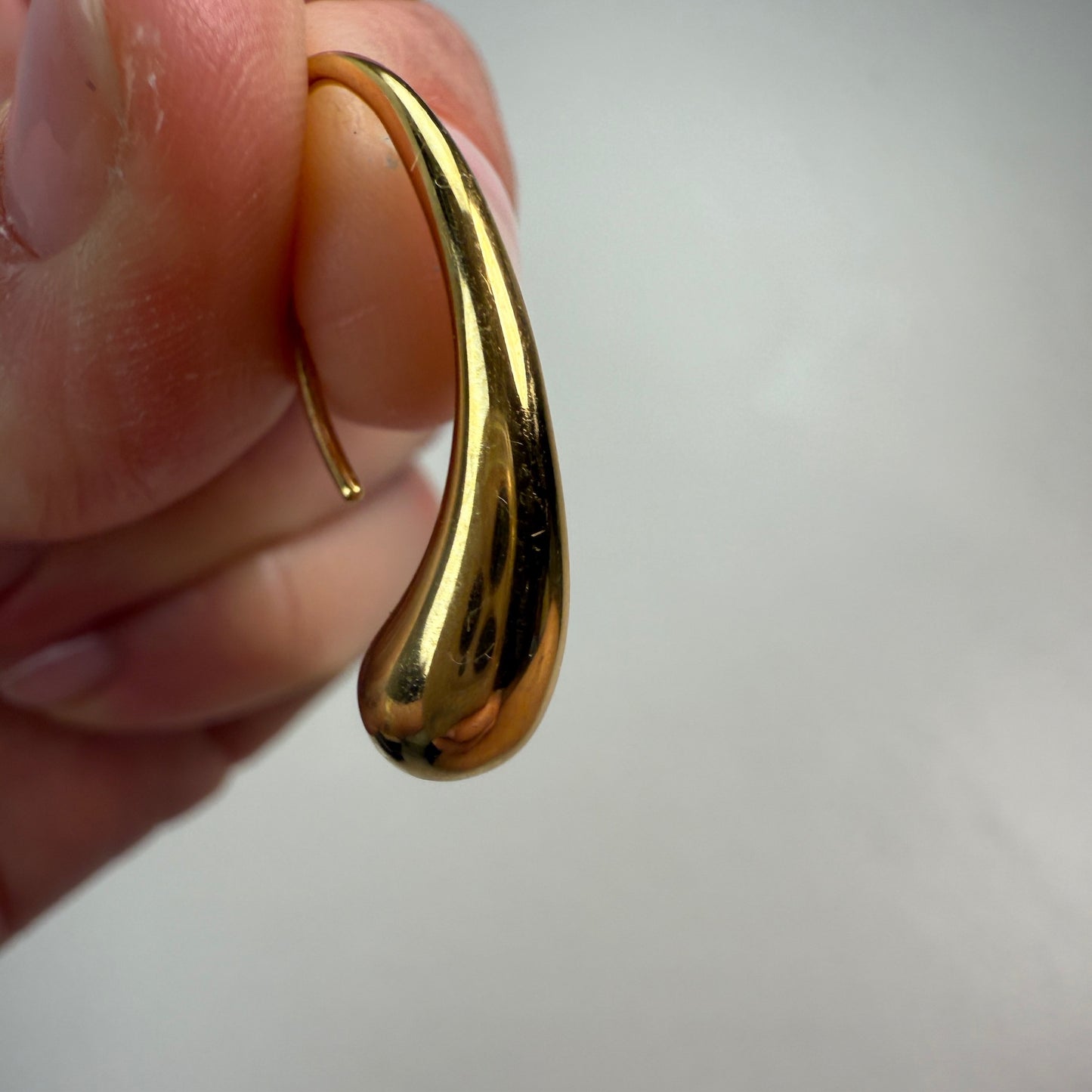 18K Solid Yellow Gold Tiffany & Co. Elsa Peretti Teardrop Earrings, 9.2g