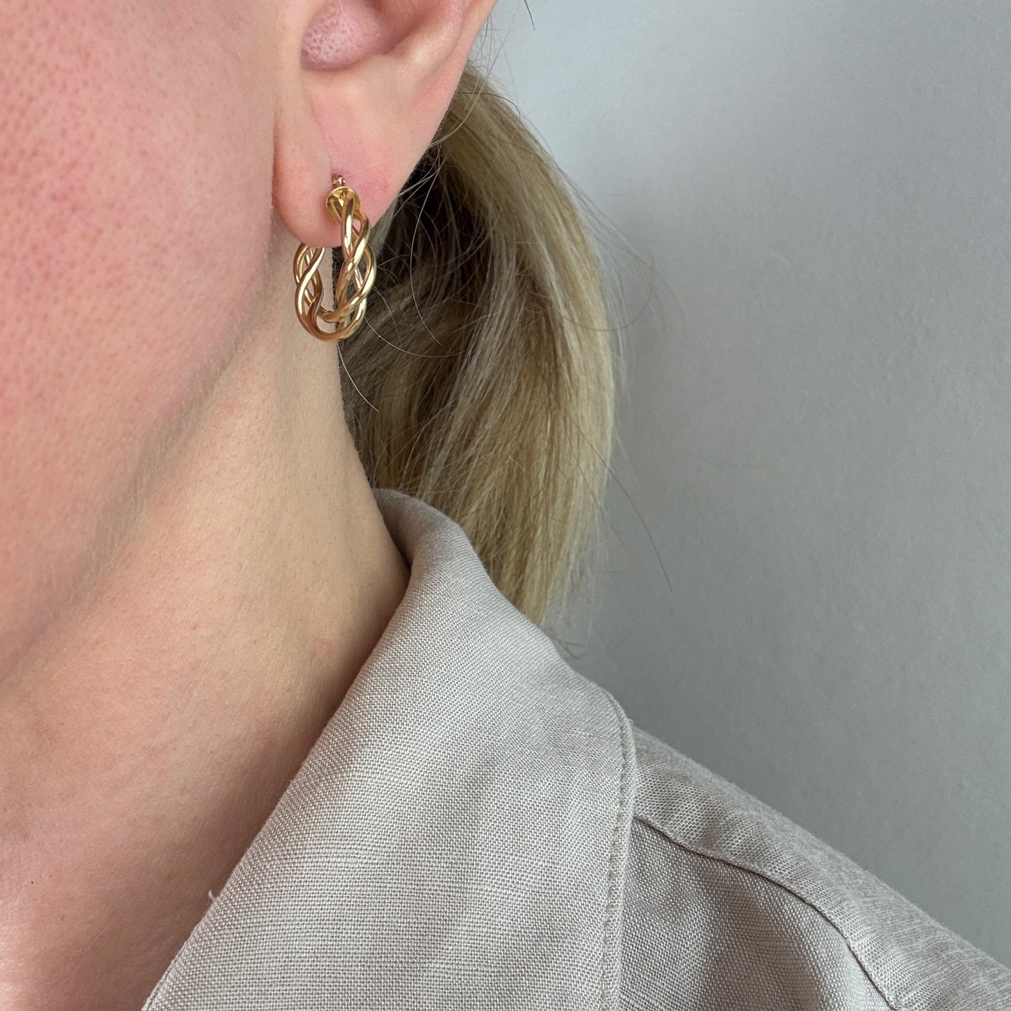 14k Solid Yellow Gold  Michael Anthony Braided Hoop Earrings, 2.10 g