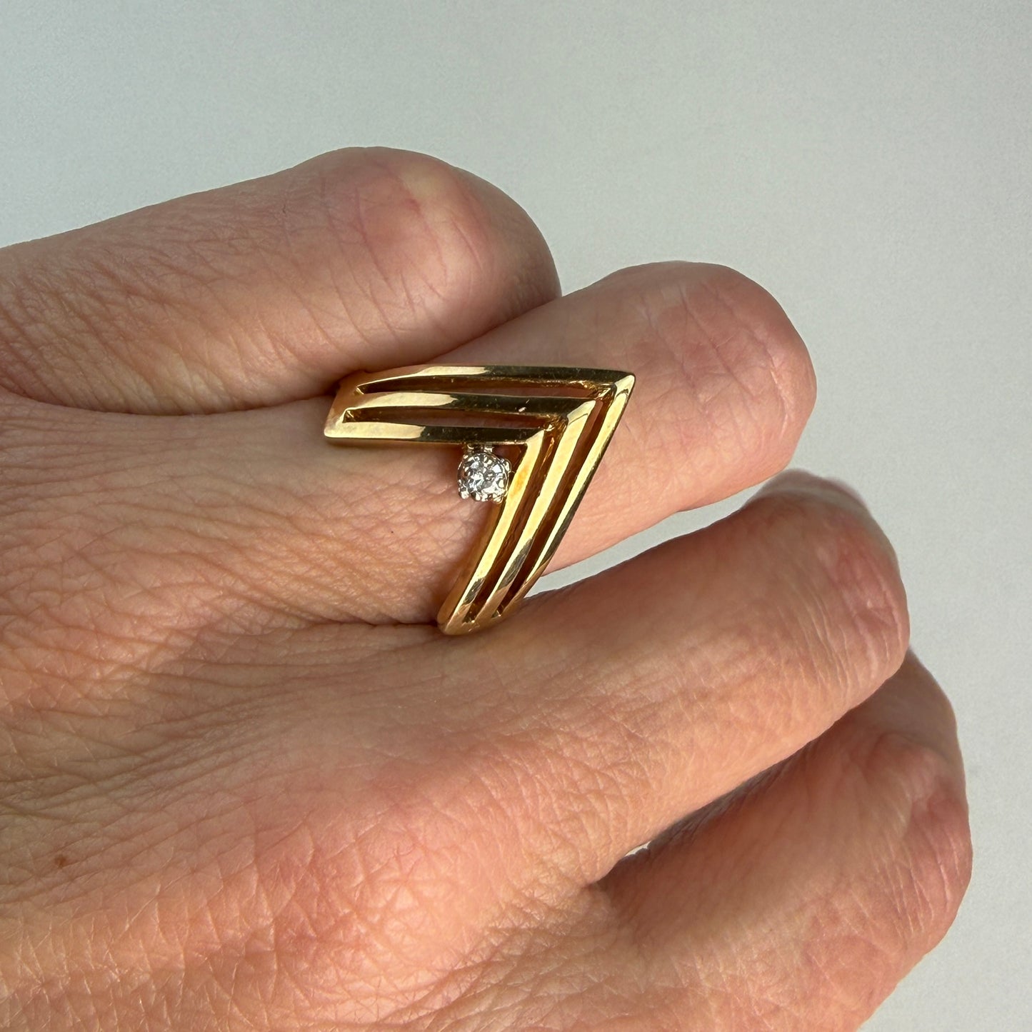 10K Solid Yellow Gold Chevron Diamond Accent Ring, Size 5.25
