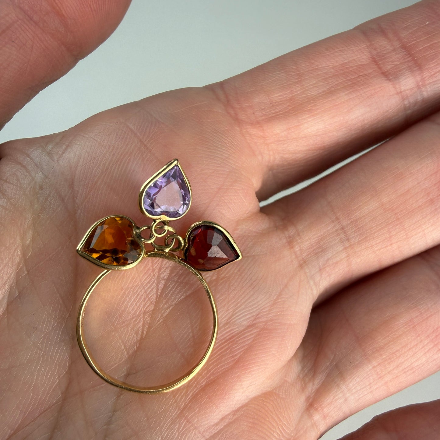 14K Solid Yellow Gold Citrine, Amethyst and Garnet Dangling Heart Ring, Size 3.25