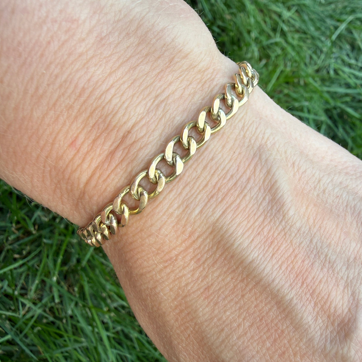 7" Solid 10K Yellow Gold Open Curb Link Bracelet, 11.58 g