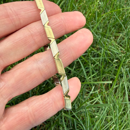 7" Solid 14K Yellow Gold Two-Tone Geometric Link Bracelet, 15.26 grams