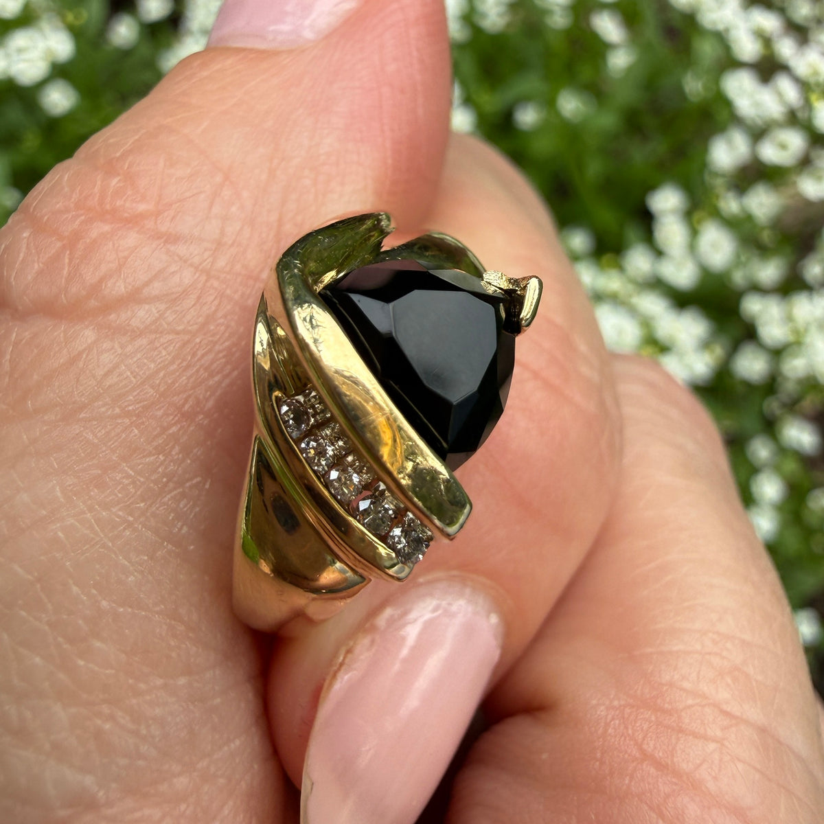 10K Solid Yellow Gold Faceted Black Onyx with 5 Diamond Ring, Size 6