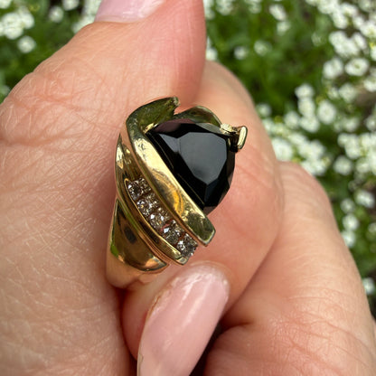 10K Solid Yellow Gold Faceted Black Onyx with 5 Diamond Ring, Size 6
