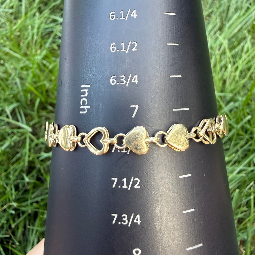 7.25" Italian Solid 9K Alternating Open and Closed Heart Bracelet, 8.23 g