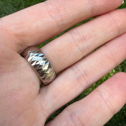 14K Solid White Gold Faceted Band Ring, Size 8.75
