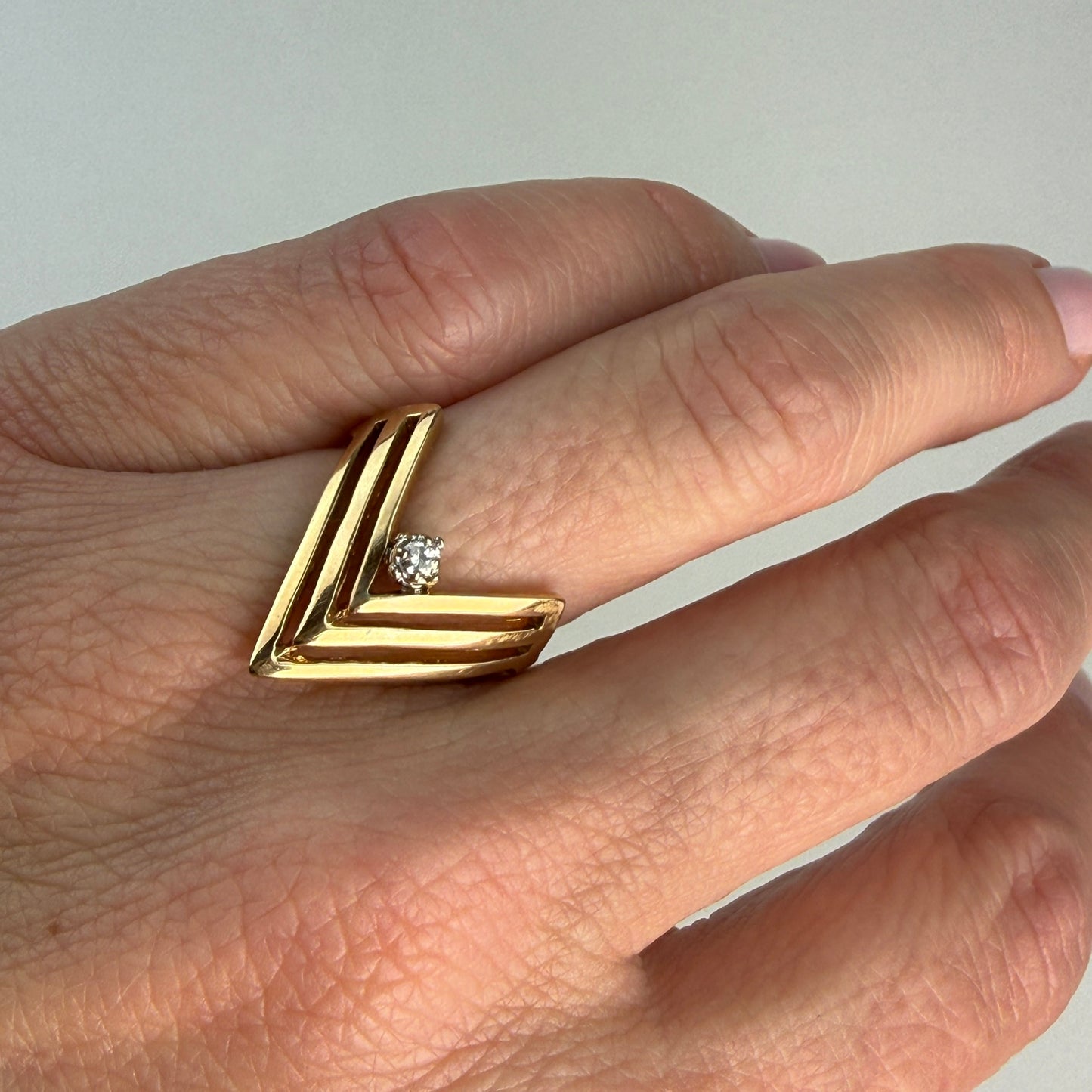 10K Solid Yellow Gold Chevron Diamond Accent Ring, Size 5.25