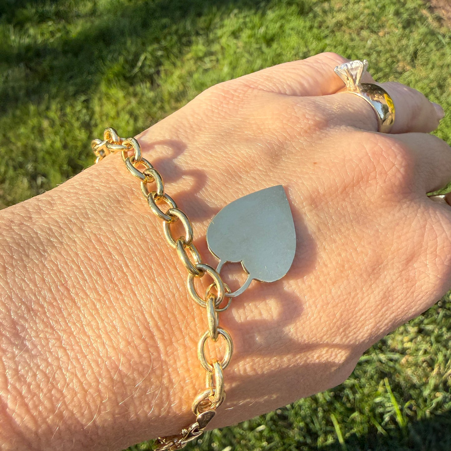 7.25+" Solid 14k Yellow Gold Oval Link Bracelet with Heart Charm Bracelet, 6.28 g