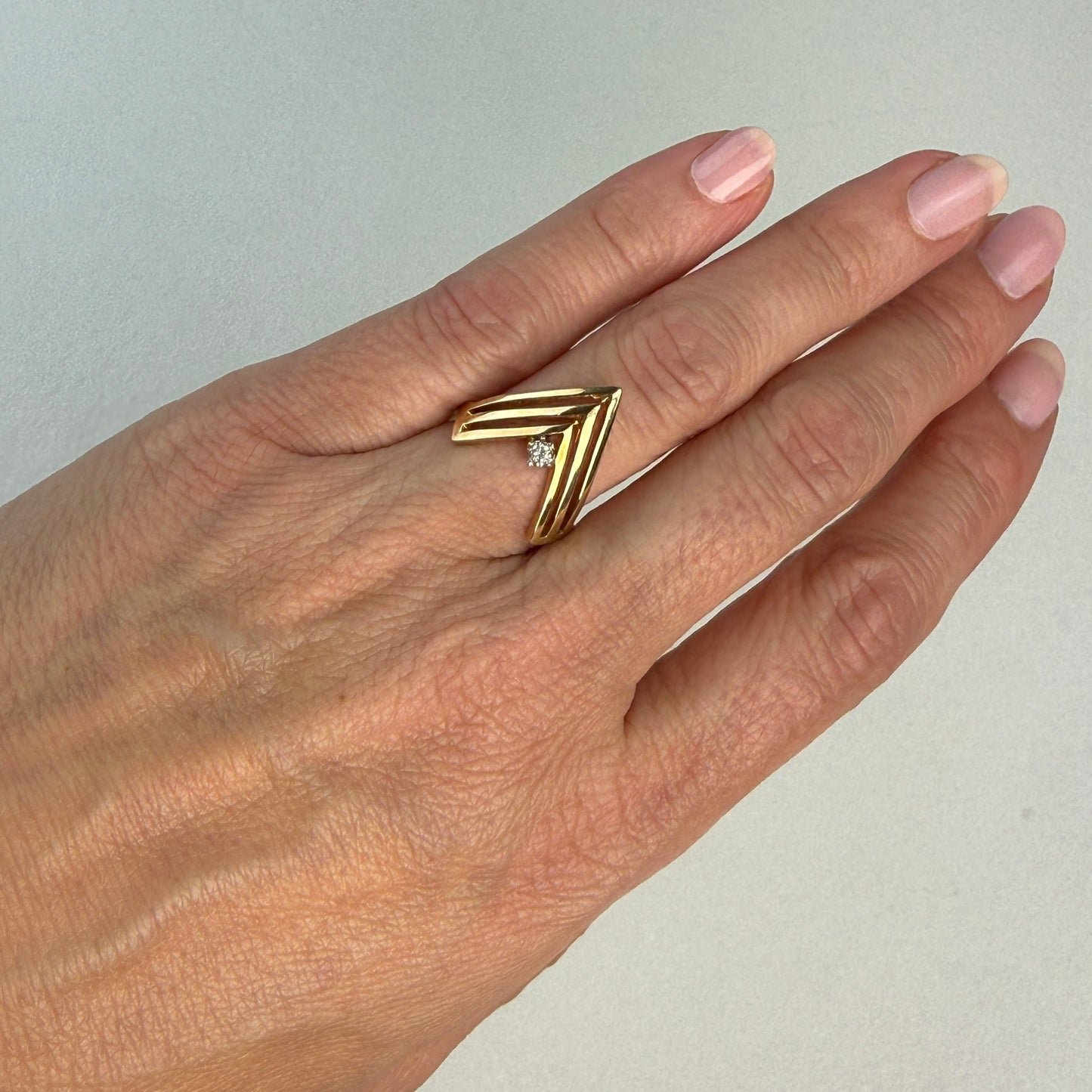 10K Solid Yellow Gold Chevron Diamond Accent Ring, Size 5.25