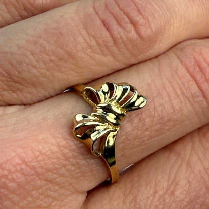 14K Solid Yellow Gold Bow Ring – Size 7.75