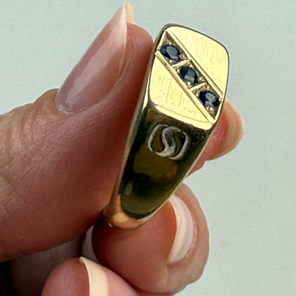 10K Solid Yellow Gold Signet Style with Sapphires Ring Size 10.5