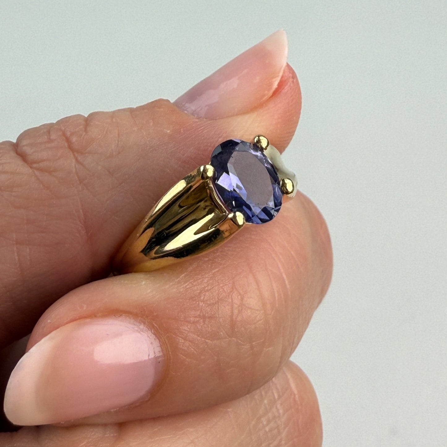 14K Solid Yellow Gold Oval Shaped Faceted Iolite Ring, Size 6.75