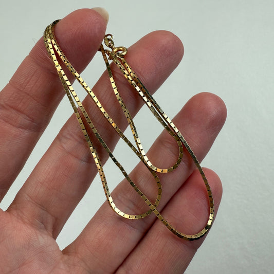 18.5" Italian Solid 14K Yellow Classic Gold Box Chain, 4.71 g