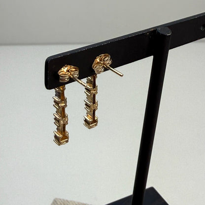 Classic Solid 10K Yellow Gold Graceful Diamond Elongated Drop Earrings, 2 g