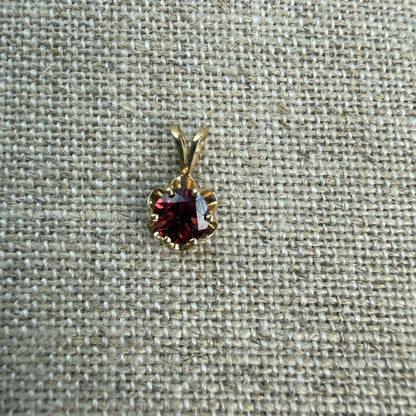 Solid 14K Yellow Gold  Rubellite Garnet Buttercup Pendant, 1 gram