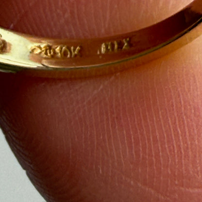 10K Solid Yellow Gold Diamond Cut Shrimp Ring Size 6.75