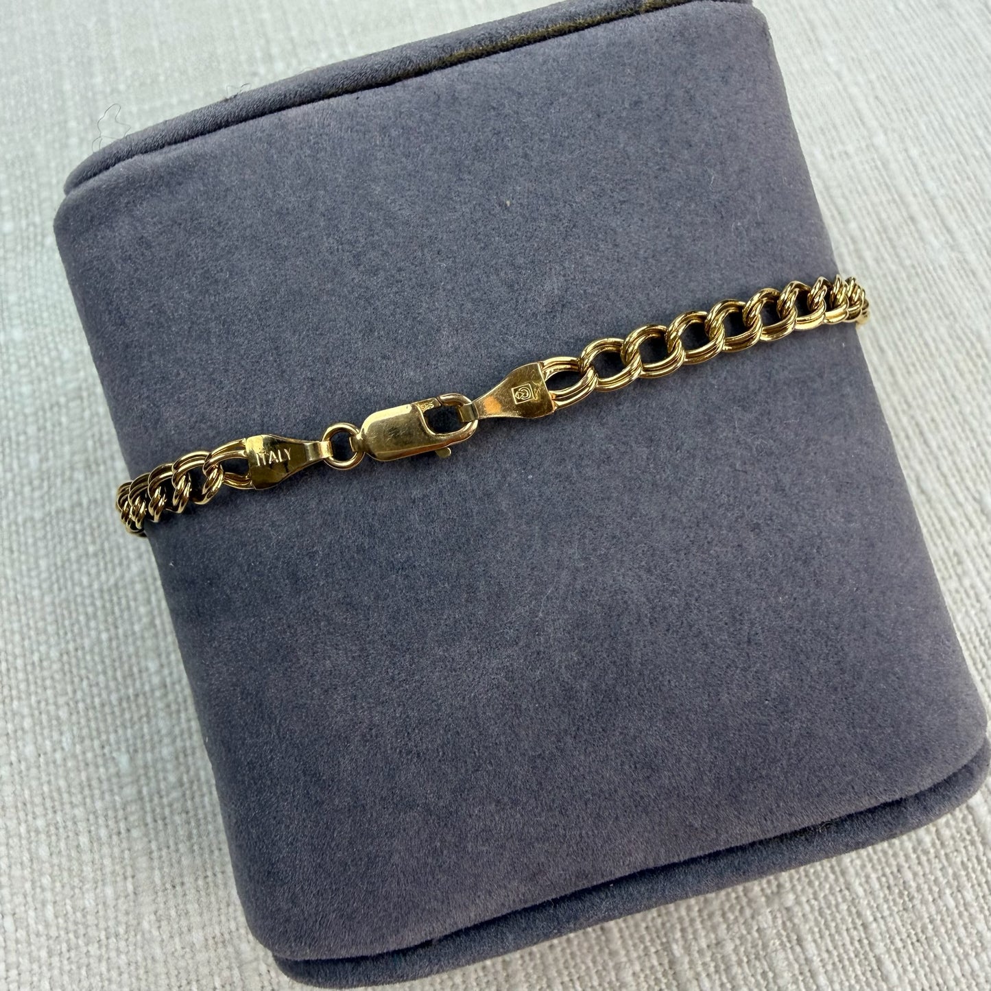 7"  Italian Solid 14K Yellow Gold Double Link Bracelet with Heart Charm, 2.94g