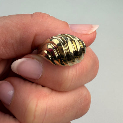 10K Solid Yellow Gold Shrimp Ring Size 7