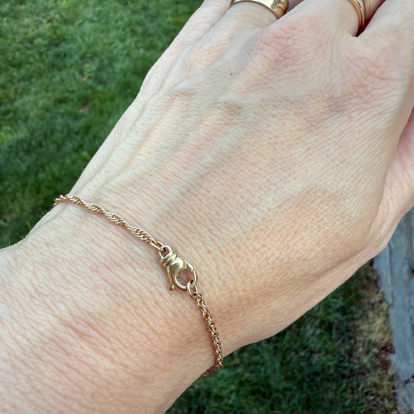 9.25" Solid 14K Yellow Gold Twisted Rope Chain Bracelet/Anklet. 3 g