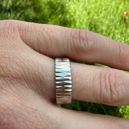 14K Solid White Gold Mid-century Textured Band Ring, Size 7.75