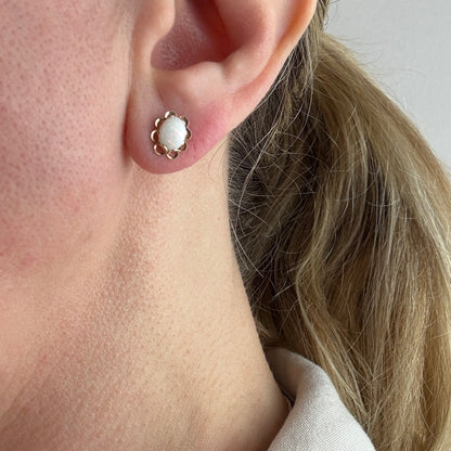 14K Solid Yellow Gold Opal Scalloped Frame Stud Earrings, .76 g