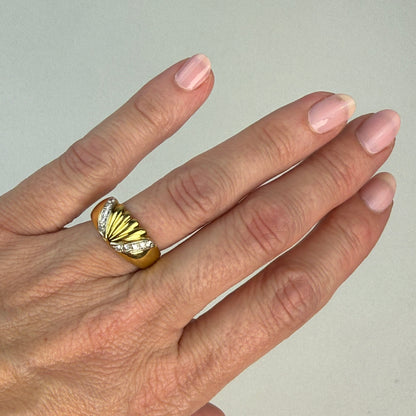 Solid 18k Fluted Yellow Gold Ring with Diamonds, Size 6