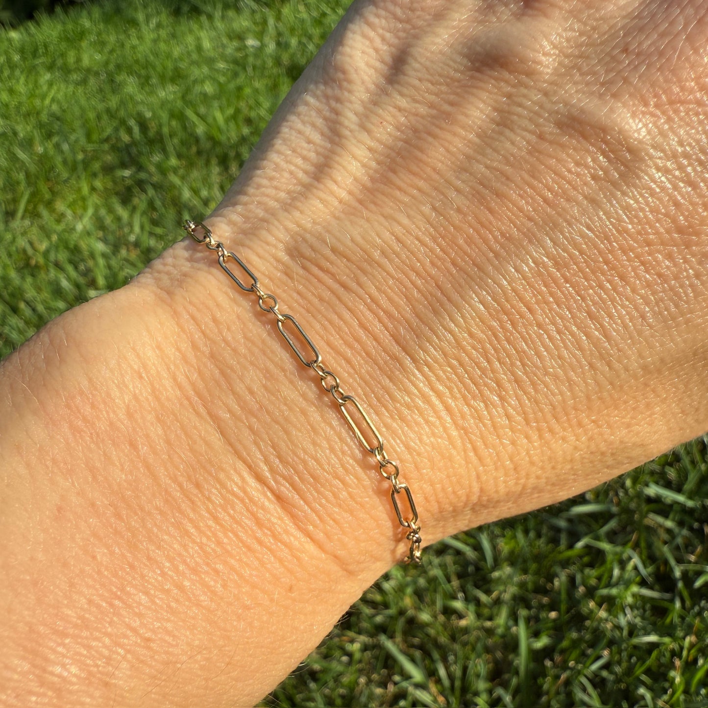 6.75" Solid 10K Yellow Gold Elongated Link Bracelet, 1.72 g