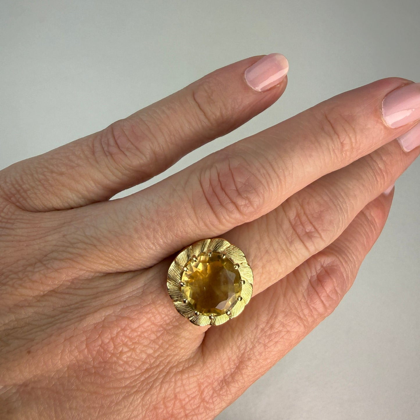 14K Solid Yellow Gold 14K Yellow Gold 11.5mm Citrine Statement Ring, Size 6.75
