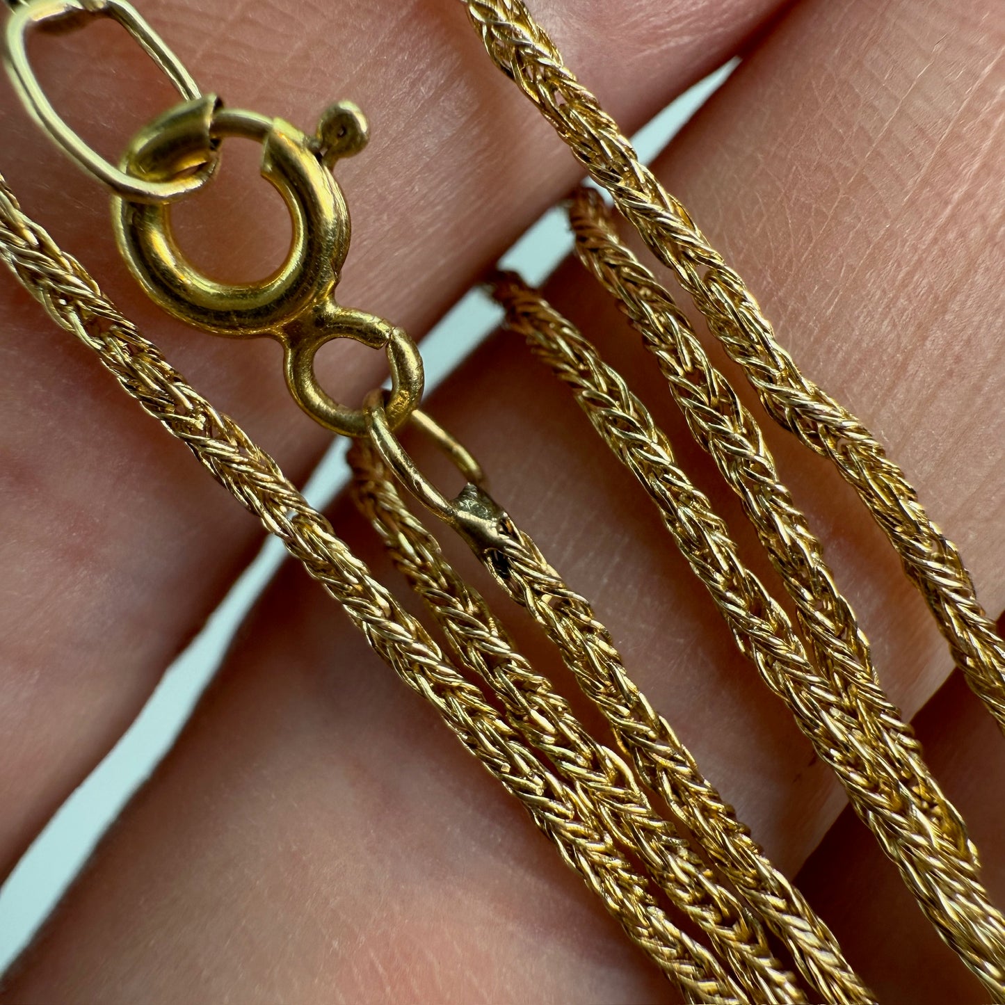 18" Solid 14K Yellow Gold Twisted Wheat Chain, 2.55