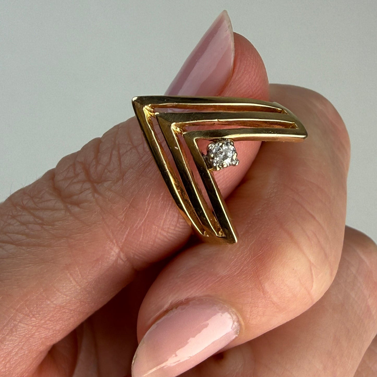 10K Solid Yellow Gold Chevron Diamond Accent Ring, Size 5.25