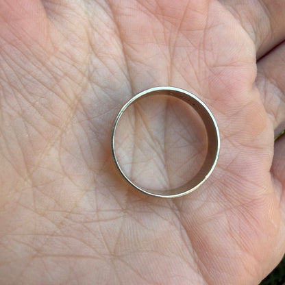 14K Solid White Gold Etched Band Ring, Size 7.25