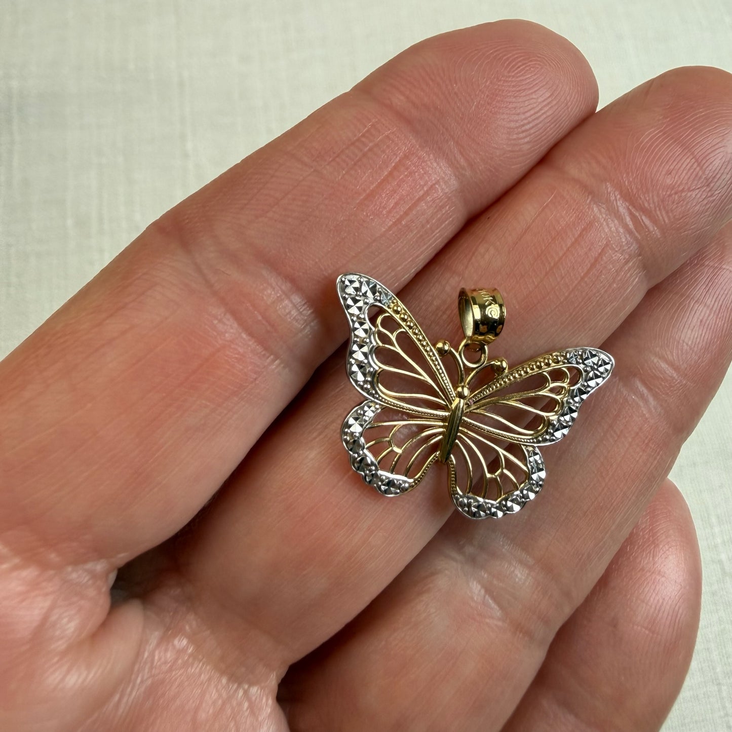 Solid 10K Yellow and White Gold Filigree Butterfly pendant, 1.14 grams