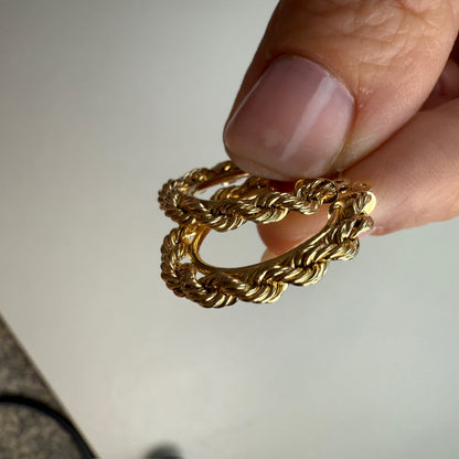 10K Solid Yellow Gold Classic Twisted Rope Hoop Earrings, 1.48g