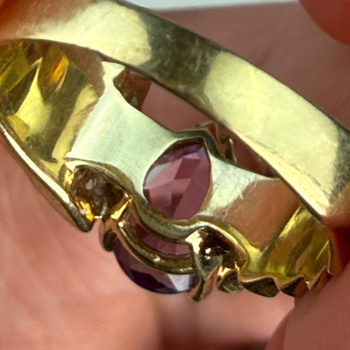 Solid 10K Yellow Gold Pear-shaped Amethyst Sculptural Ring, Size 7.75