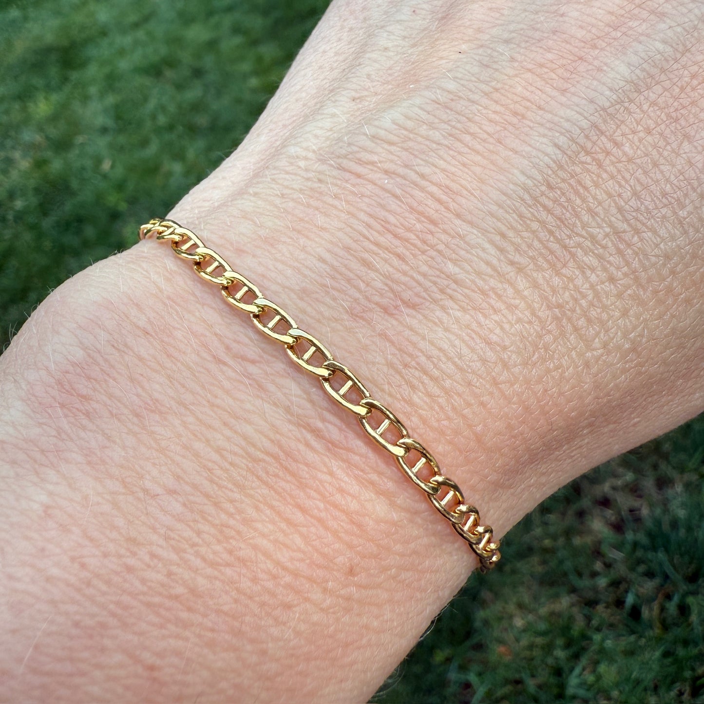 6.75" Italian Solid 14K Yellow Gold Mariner Bracelet, 2 g
