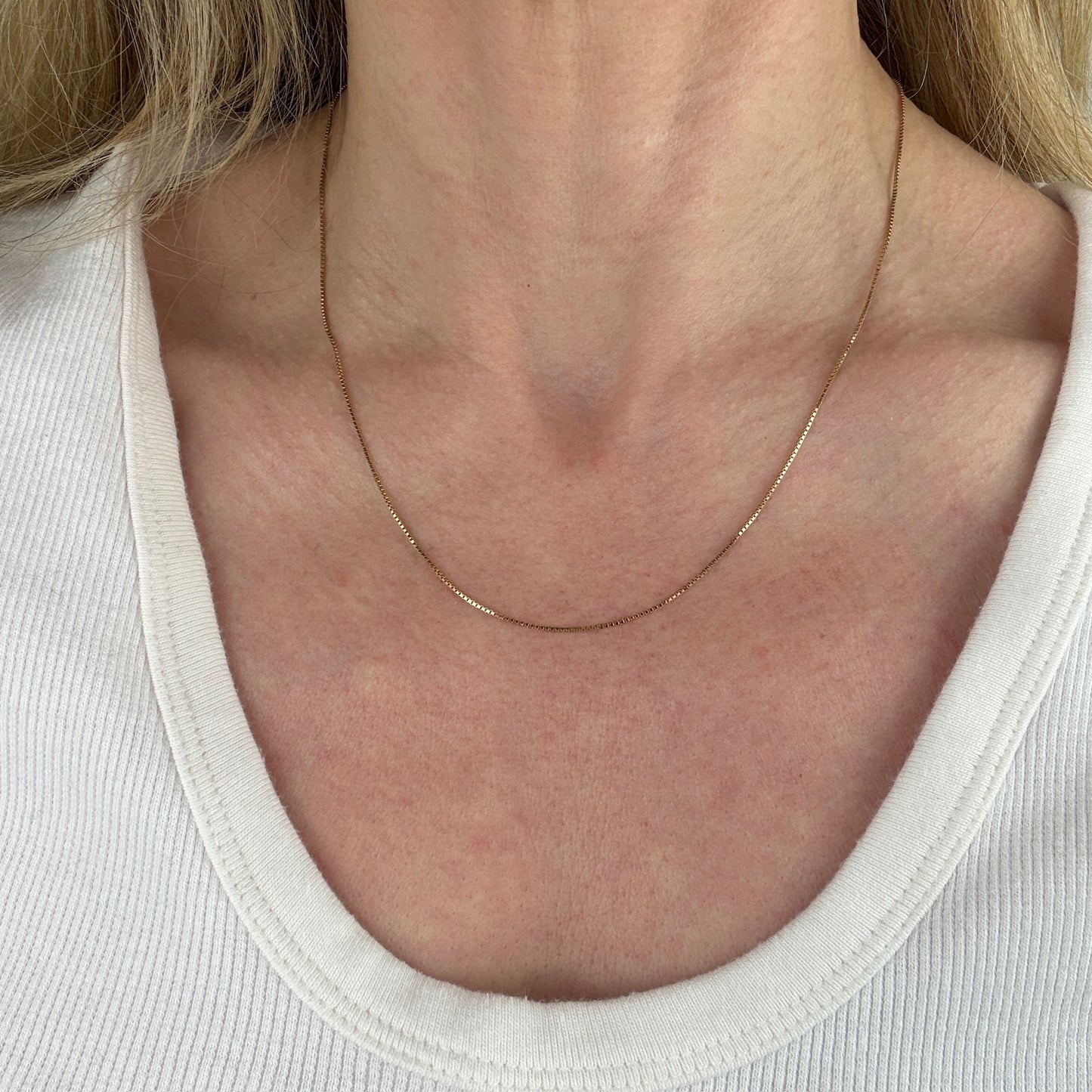 18" Italian Solid 14K Yellow Gold Box Chain 2.15 g