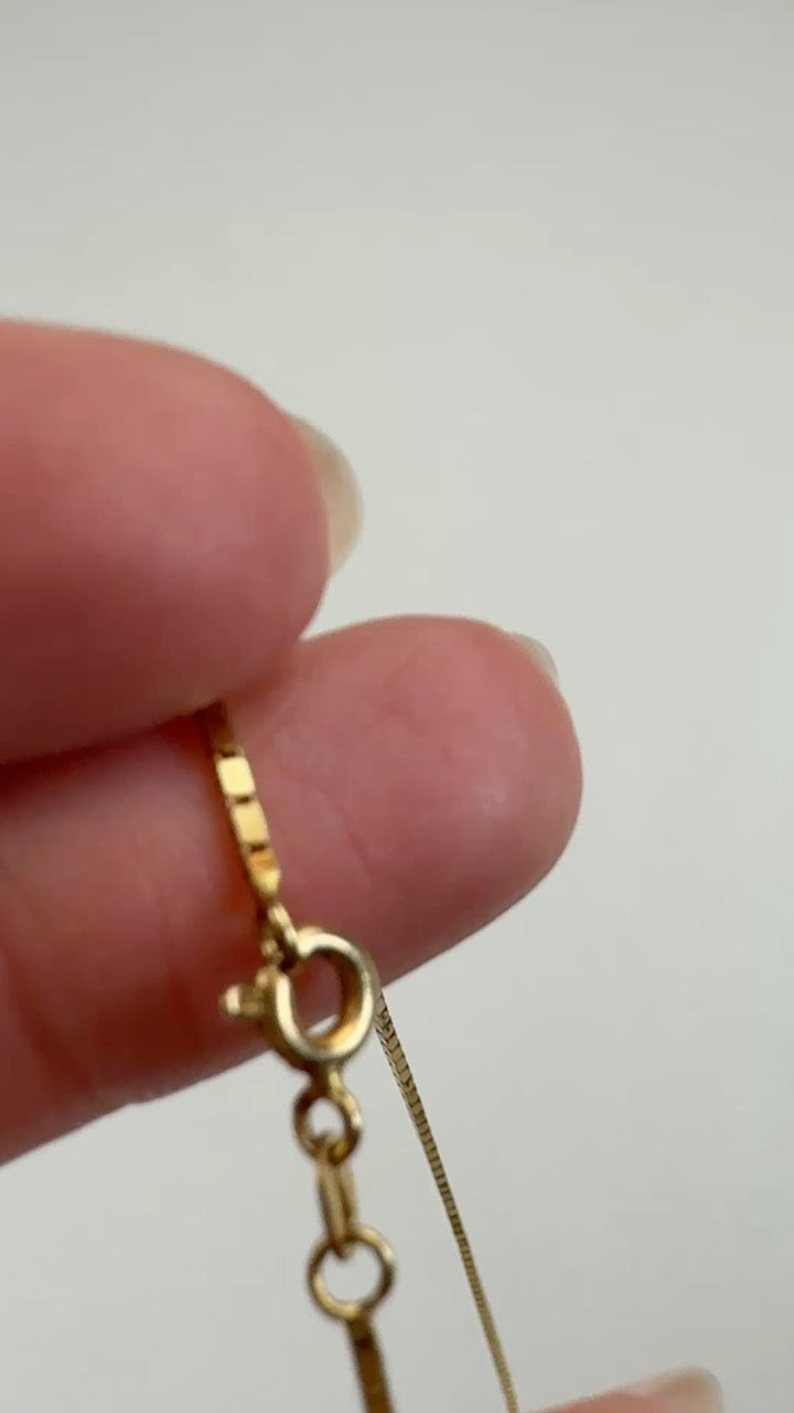 18.5" Italian Solid 14K Yellow Classic Gold Box Chain, 4.71 g