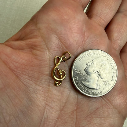 Solid 14K Yellow Gold Dimensional Treble Clef Charm, .58 grams
