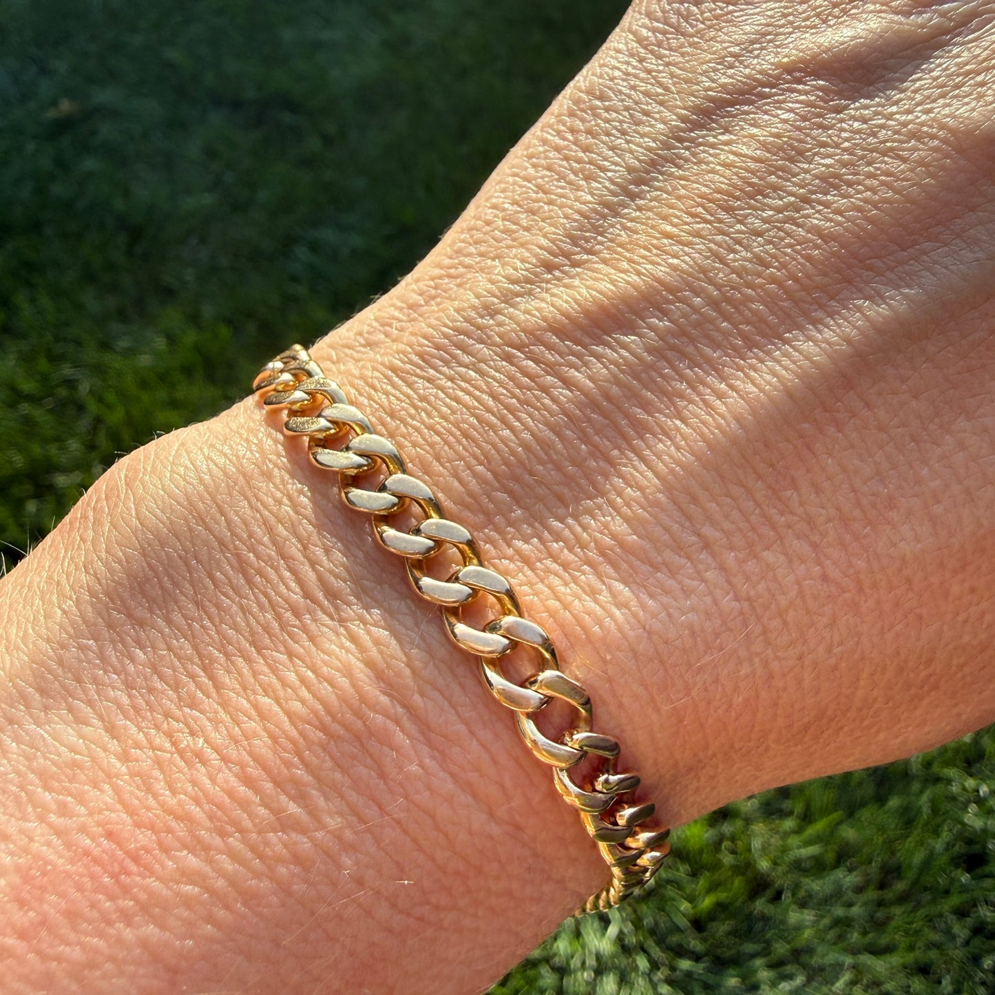 7.5" Solid 14K Yellow Gold Classic Curb Bracelet, 19.11 g