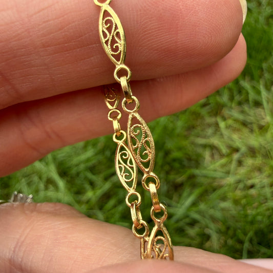 6.75" Vintage Solid 14K Yellow Gold Oval Filigree Link Bracelet, 2.66 g