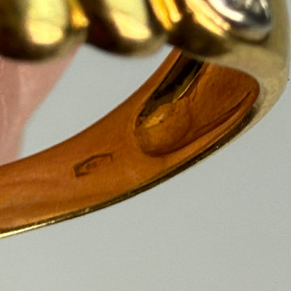 Solid 18k Fluted Yellow Gold Ring with Diamonds, Size 6