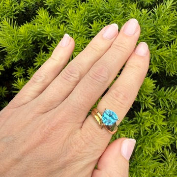 10K Sculptural Trillion Blue Topaz Yellow Gold Size 6.25