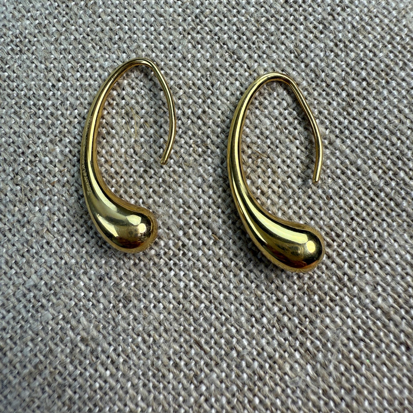 18K Solid Yellow Gold Tiffany & Co. Elsa Peretti Teardrop Earrings, 9.2g